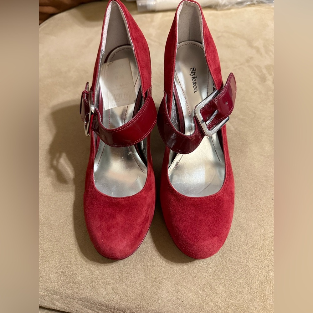 Women’s Red Suede Patent Leather Mary Jane Heels | Size 7.5 | Buckle Strap - Picture 1 of 10